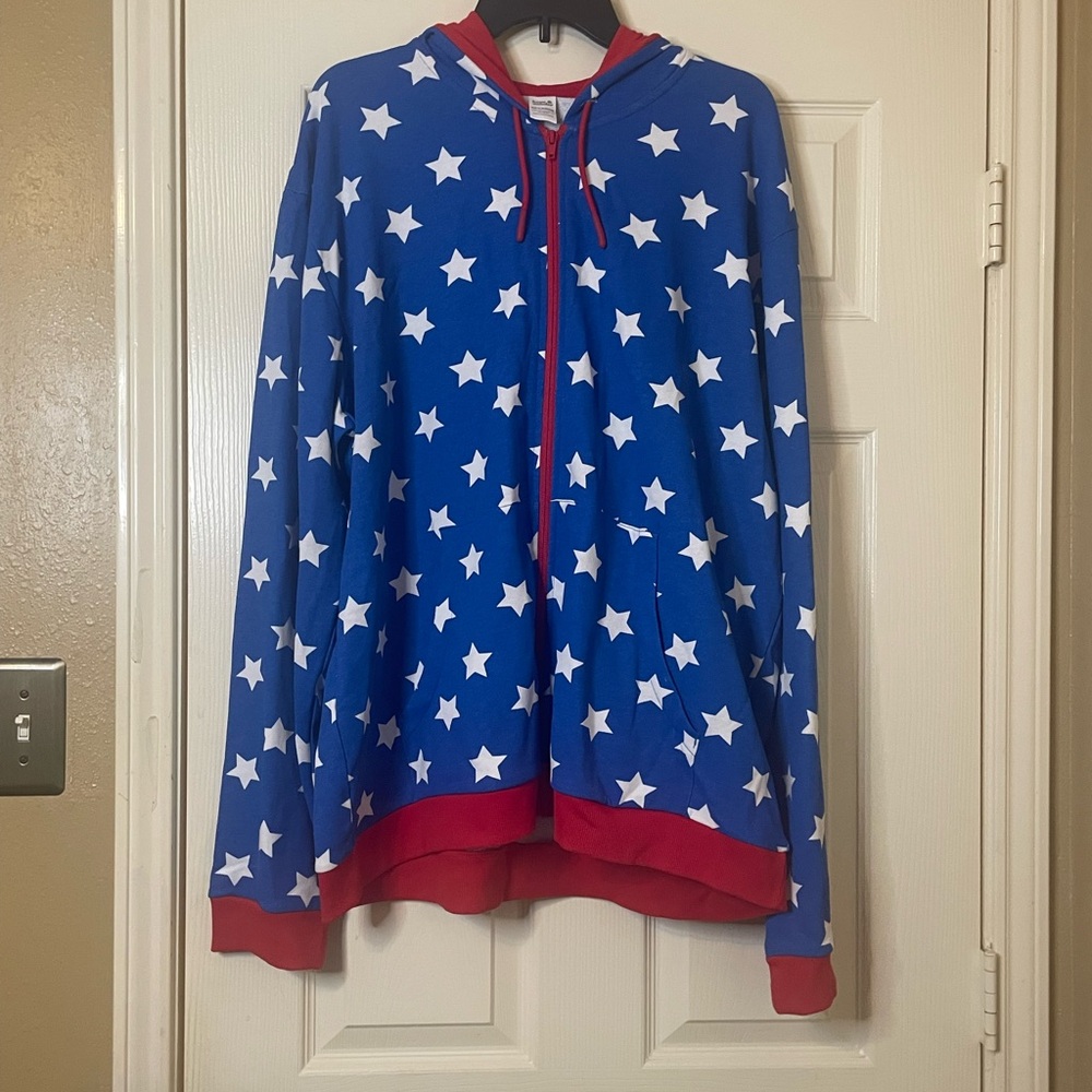 Hope and Wonder Blue Star Men’s Hoodie with Red Accents Full Zip Size: XXL